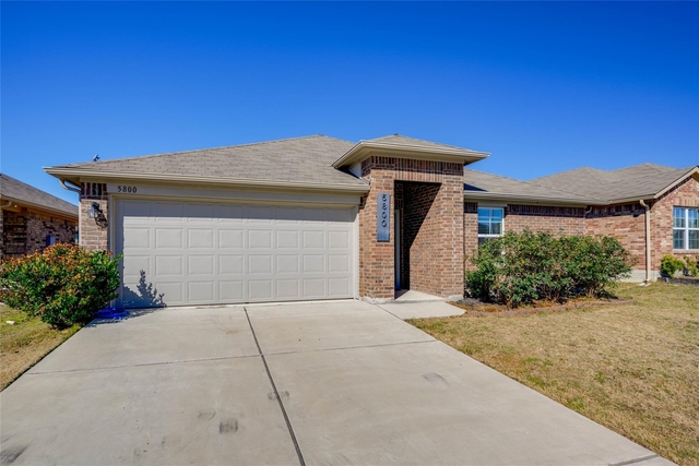 5800 Montrelia Dr - Photo 1