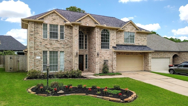 241 Blue Hill Drive - Photo 1