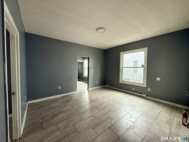 72 Burton Street - Photo 1