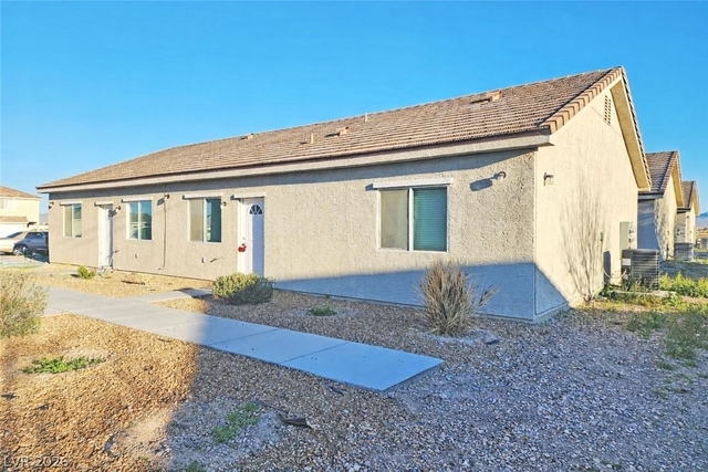 1121 Sixshooter Avenue - Photo 1