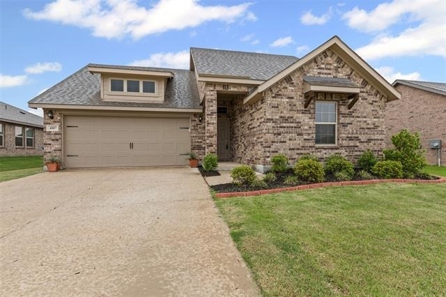 4807 Avion Drive - Photo 1