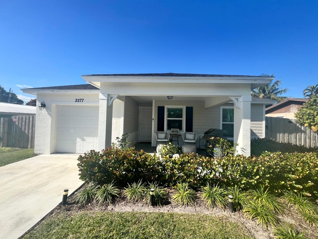 2277 Se Monroe Street - Photo 1
