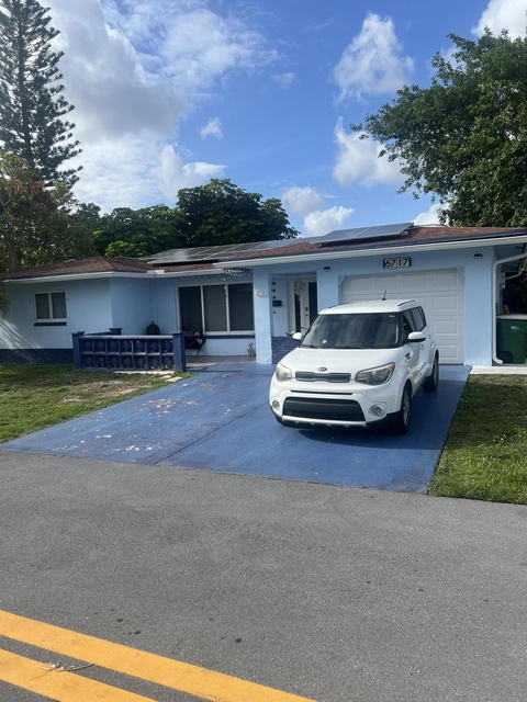 6717 Nw 59th Street - Photo 1