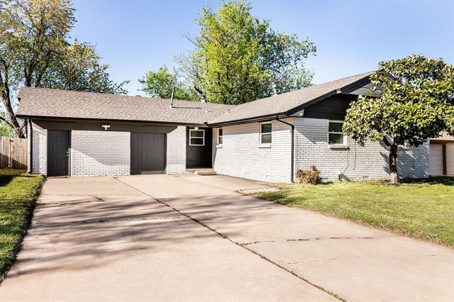 617 Queensboro Place - Photo 1