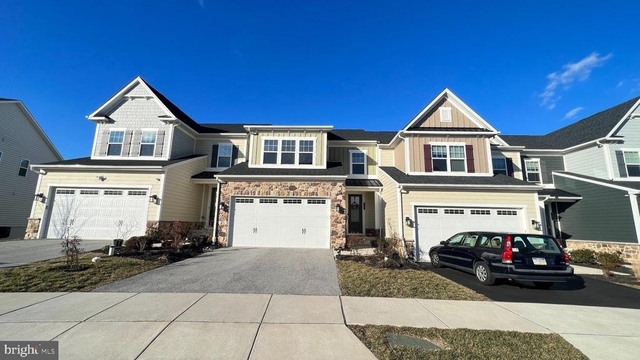 730 Quarry Point Road - Photo 1