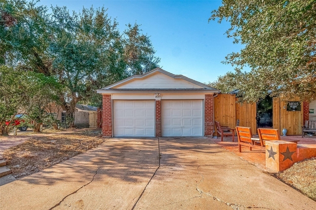 18211 Dinner Creek Drive - Photo 1