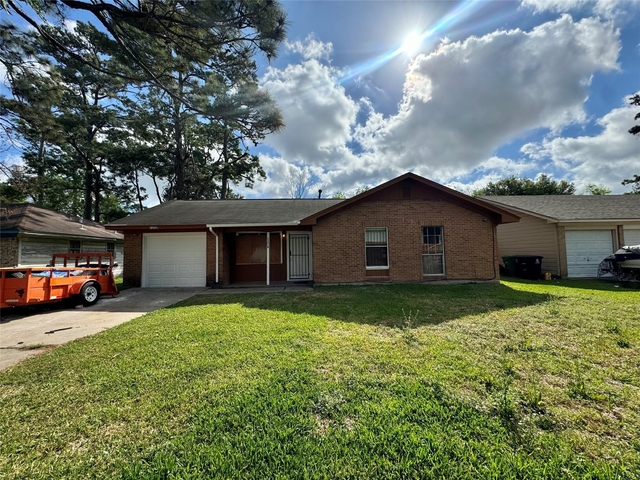 11218 Blades Street - Photo 1