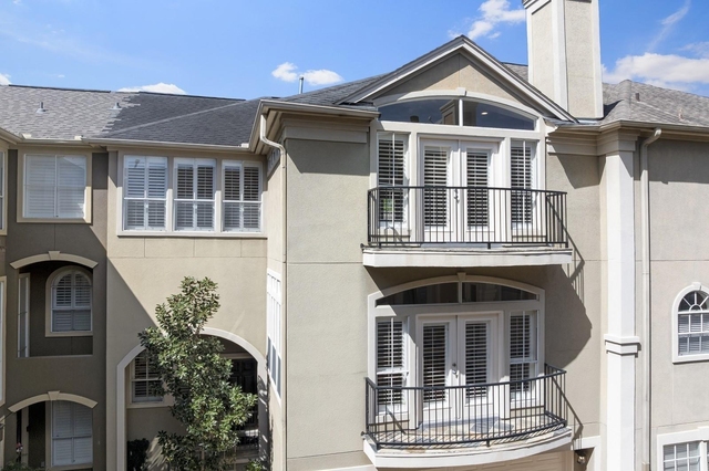 3307b W Lamar Street - Photo 1