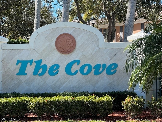 5365 Cove Circle - Photo 1
