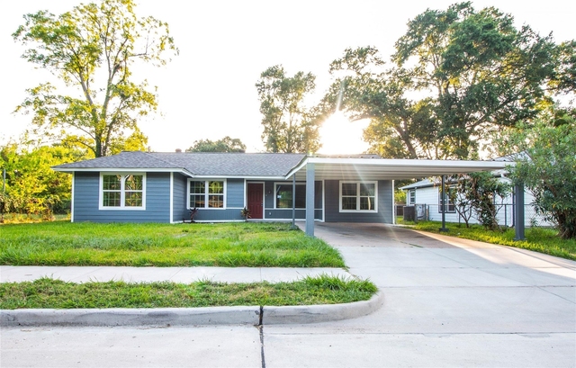 1941 Lynnview Drive - Photo 1