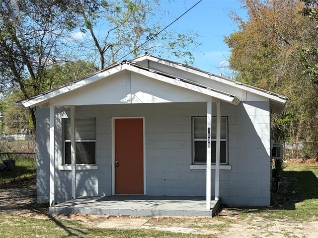 1809 Sw 3rd Street - Photo 1