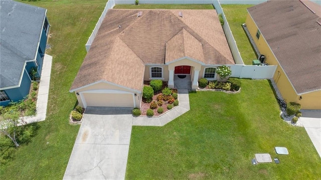 6518 Crescent Loop - Photo 1