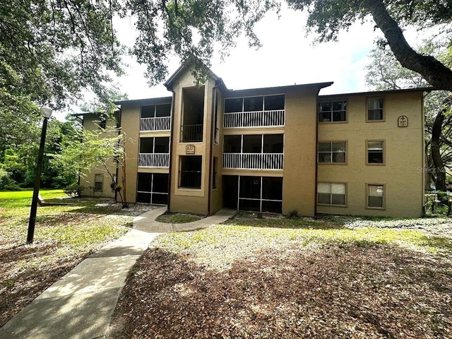 637 Buoy Lane - Photo 1