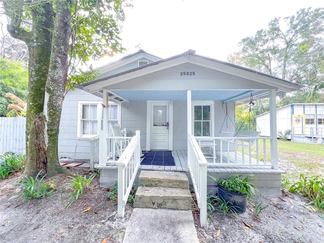 25825 W Newberry Road - Photo 1