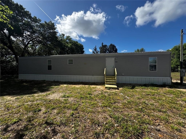 9990 Se 166th Street - Photo 1
