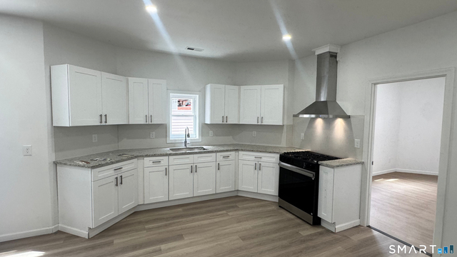 16 Arch Street - Photo 1