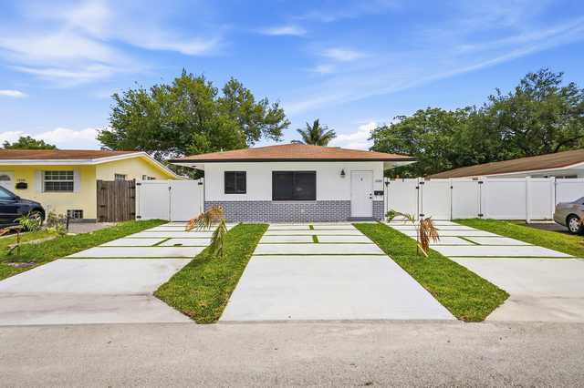 1320 Sw 34th Avenue - Photo 1