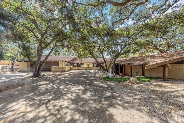 2300 Villa Heights - Photo 1