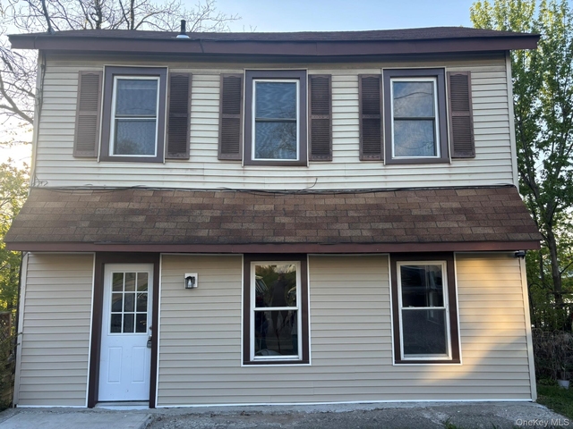 42 Maple Street - Photo 1