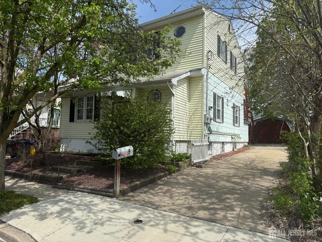 9 Scott Avenue - Photo 1