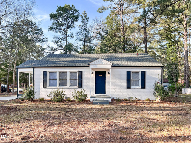 1800 Rosewood Avenue - Photo 1
