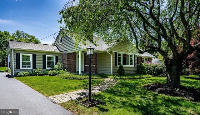 1538 Carmac Road - Photo 1