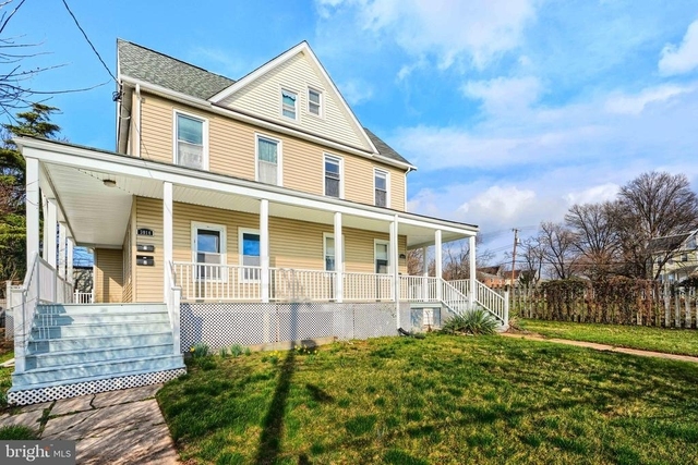 3014 Hamilton Avenue - Photo 1