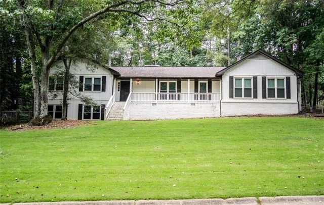 2749 Fieldstone Drive Se - Photo 1