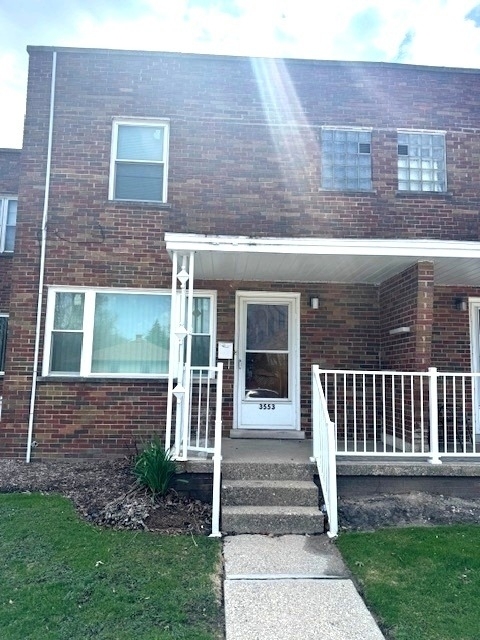 18006 Wentworth Avenue - Photo 1