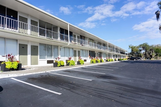 515 Bon Air Street - Photo 1