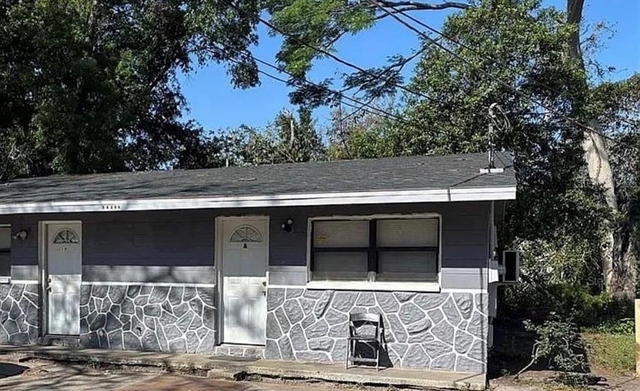 10022 N Lantana Avenue - Photo 1