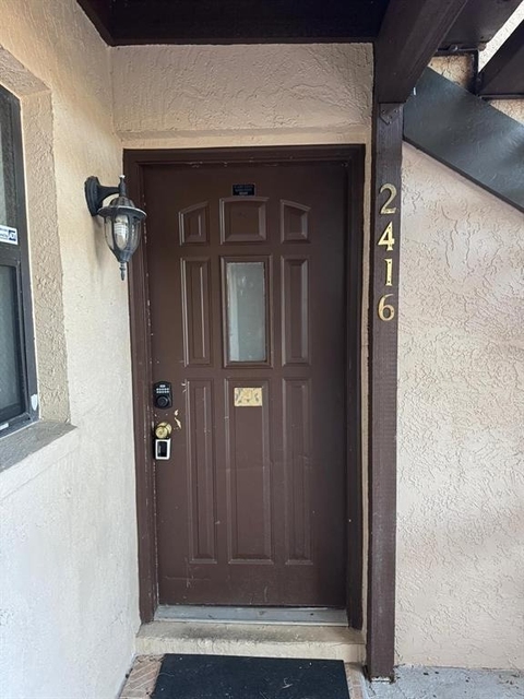 2416 Se Garden Terrace - Photo 1