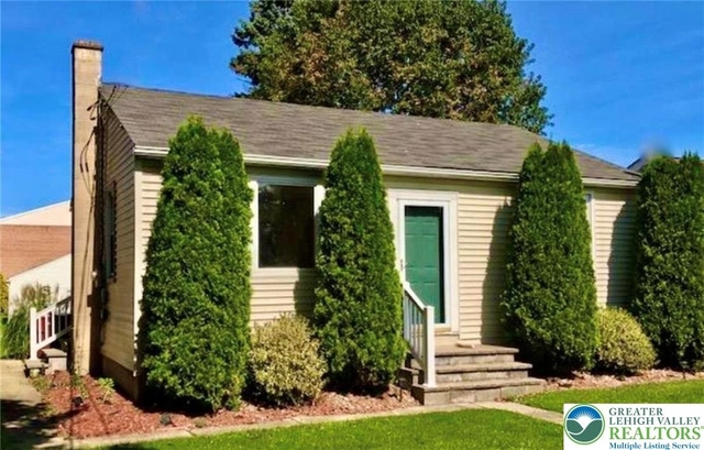 121 E Union Street - Photo 1
