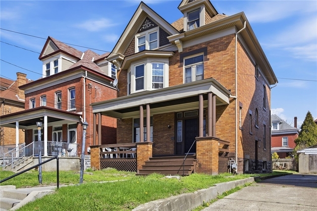 1712 Termon Ave - Photo 1
