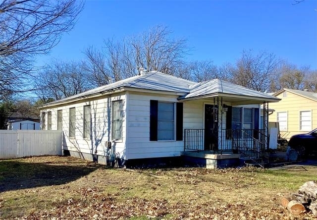 213 Donald Street - Photo 1