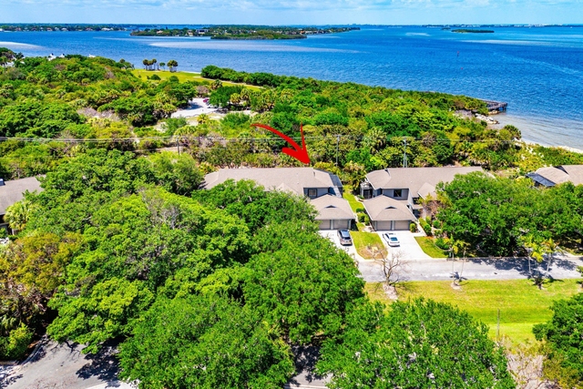 5662 Se Schooner Oaks Way - Photo 1
