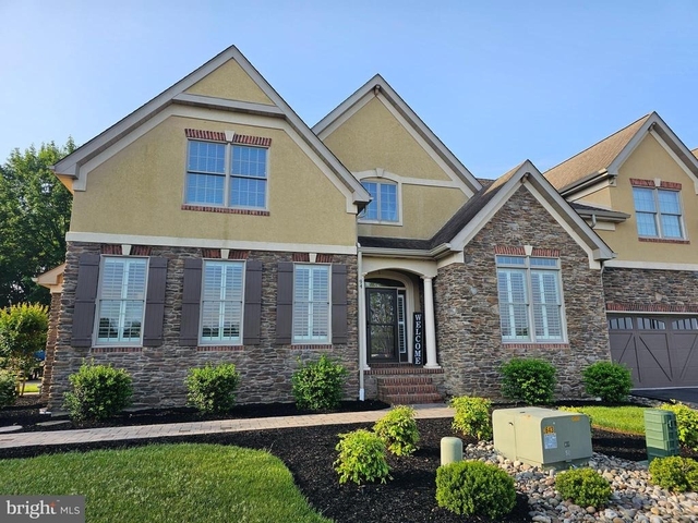 94 Wolf Creek Circle - Photo 1