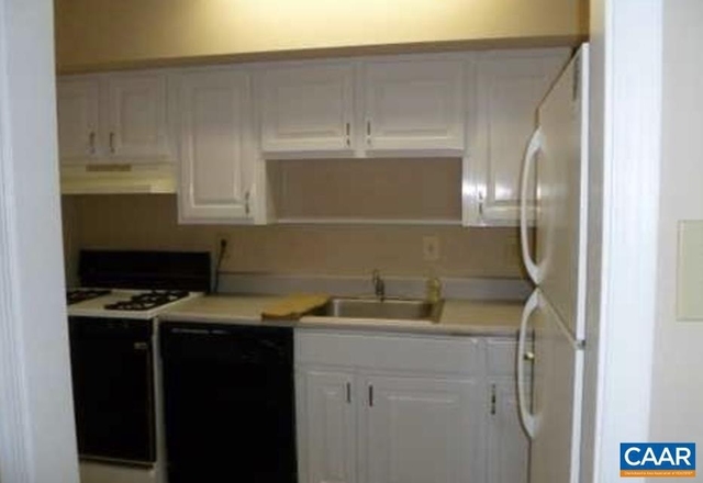 2422 Barracks Pl - Photo 1