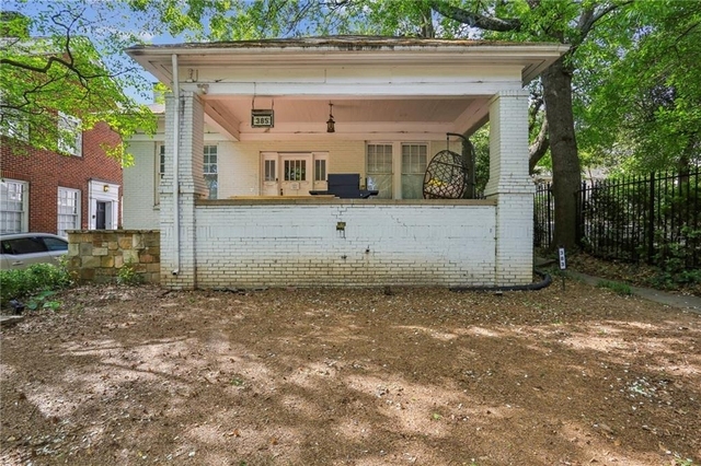 385 10th Street Ne - Photo 1