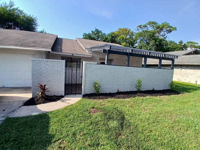 3302 Tompkins Drive - Photo 1