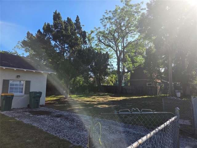101 E Atwater Avenue - Photo 1