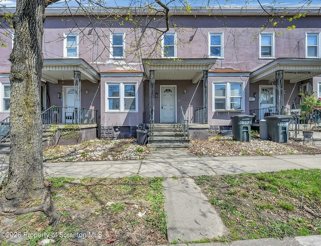 1807 Green Ridge Street - Photo 1