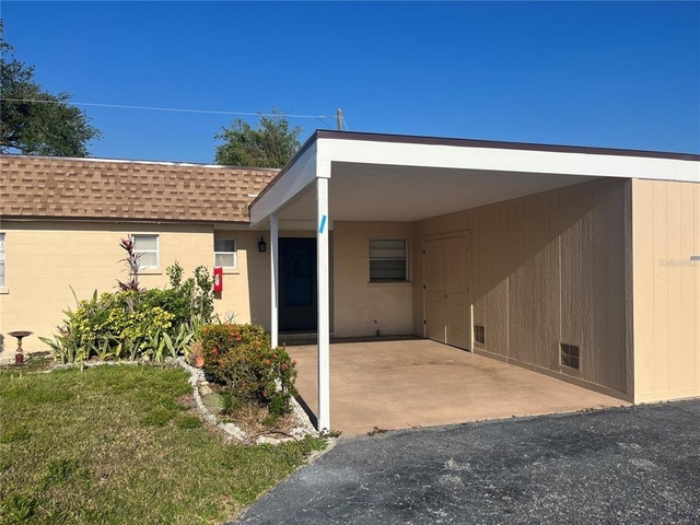 655 Park Circle - Photo 1