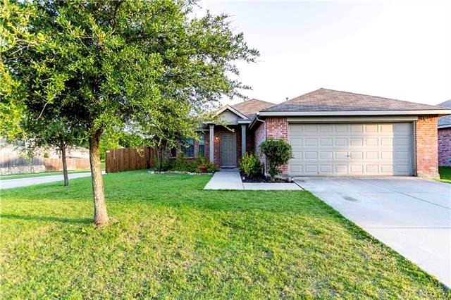 365 Basswood Lane - Photo 1