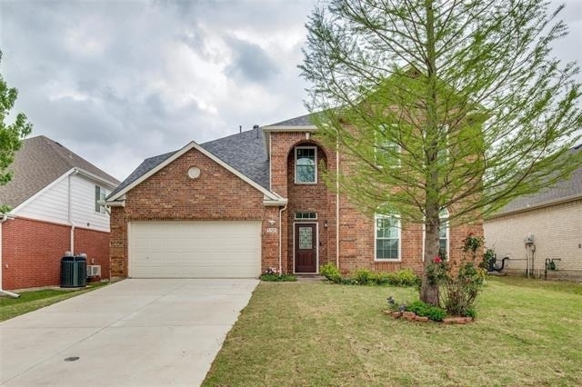 9720 Kingsmill Drive - Photo 1