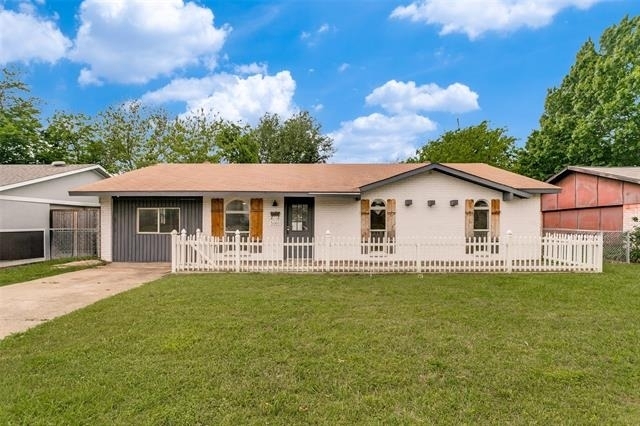 5101 Longhorn Trail - Photo 1