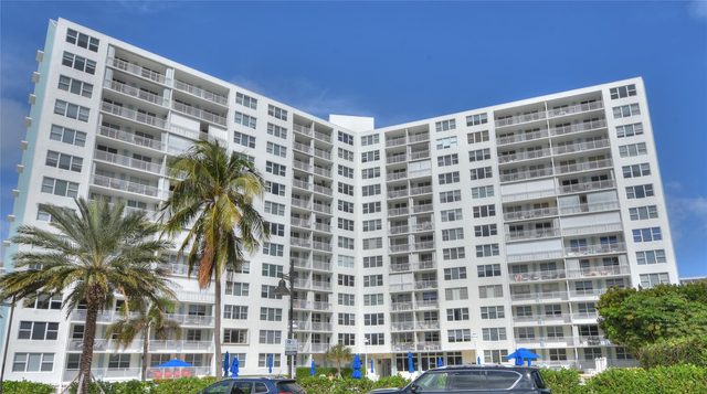 201 N Ocean Boulevard - Photo 1