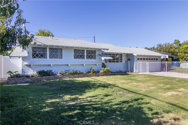 11543 Swinton - Photo 1