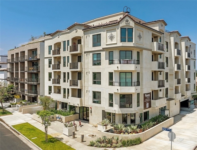 1303 S Orange Grove Avenue - Photo 1