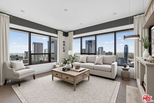 1100 Wilshire Boulevard - Photo 1